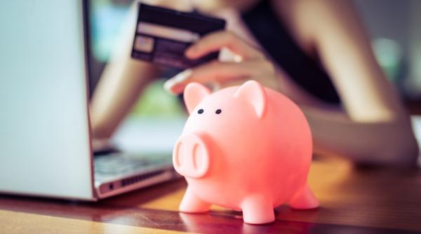 5 moduri inteligente de a folosi cardul de credit pentru economii suplimentare