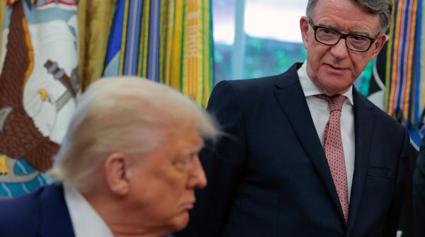 fostul ambasador britanic in sua peter mandelson isi cere scuze pentru ca a ramas prieten cu jeffrey epstein si dupa condamnare