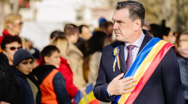 Liviu Negoiţă, primarul oraşului Cernavodă, a fost condamnat definitiv la 4 ani de închisoare cu executare pentru abuz în serviciu