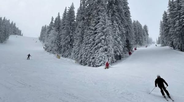 O nouă pârtie va fi deschisă de miercuri în Poiana Brașov. Reduceri de 50% la ski-pass