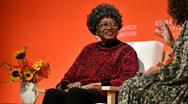A murit Claudette Colvin, care a contribuit la desființarea segregării rasiale în autobuzele din SUA, după un gest făcut la 15 ani