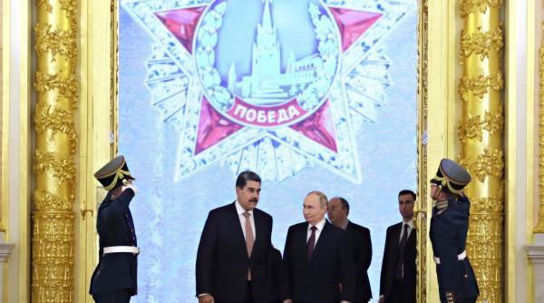 Bloomberg: Putin este gata să „predea” și Iranul, după Assad și Maduro, de dragul relațiilor cu Trump