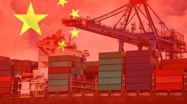 China a înregistrat un excedent comercial record, de 1,2 trilioane de dolari, chiar și cu o scădere de 20% a exporturilor în SUA