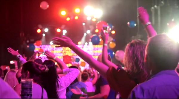 algoritmii nu mai impart doar muzica impart identitati edm ul are si dress code chiar daca nu e scris nicaieri enaque nujord