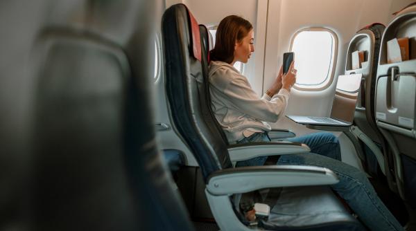 Cea mai mare companie aeriană din Europa nu vrea echiparea avioanelor sale cu serviciul de internet prin satelitul Starlink al lui Musk