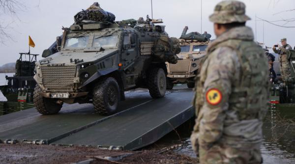Rusia reacționează la trimiterea de trupe NATO în Groenlanda. Acuză „un pretext imaginar” și o „retorică agresivă”