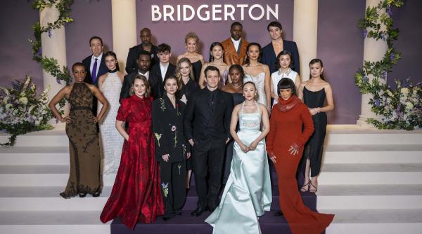 serialul bridgerton revine pe ecrane claudia jessie hannah dodd si luke newton dezvaluiri din culise din sezonul 4