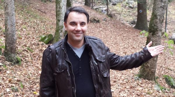Un director din ANRE s-a îmbolnăvit fix când se tăiau posturile: „Am probleme la genunchi. Era musai în ziua aia?”