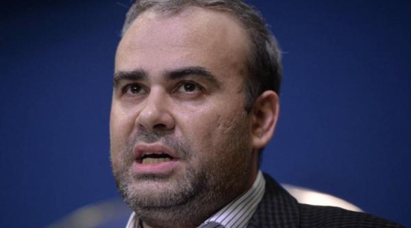 o parte dintre tablourile lui darius valcov sunt scoase la licitatie printre ele e si o opera a lui picasso