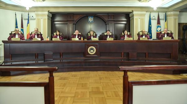 Zi de foc pentru CCR. Curtea de Apel decide dacă 2 judecători vor fi suspendați. Decizia, înainte de ședința pentru pensiile speciale