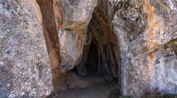 Structura subterană misterioasă descoperită în Peru confirmă un secret antic transmis din generație în generație