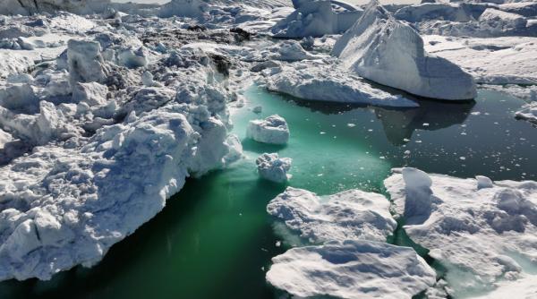 Cum face topirea Arcticii Groenlanda mai atractivă pentru Trump