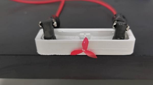 Cercetării australieni au creat primul motor cu metal lichid pentru maşini flexibile. "Este un fel complet nou de a crea o mişcare"