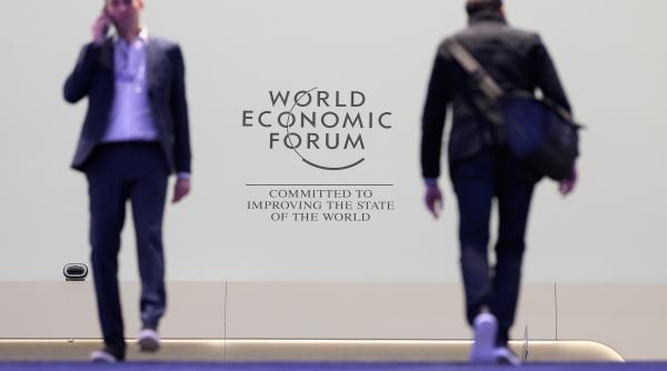 Cine sunt marii prezenți și marii absenți de la Davos 2026. Se așteaptă un forum tensionat și „fierbinte”