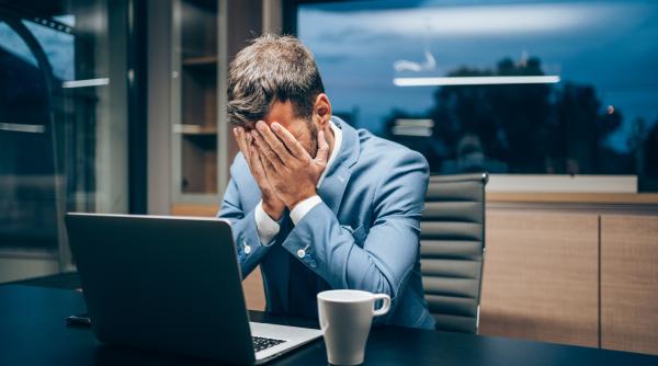 Eurostat: România ocupă ultimul loc din UE la numărul tinerilor care muncesc în timpul studiilor. Câţi dintre ei îşi caută un job