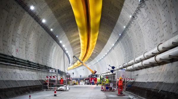 Tunelul subacvatic care va lega Europa de Africa prinde contur: Peste 27 de km vor fi străbătuți sub mare