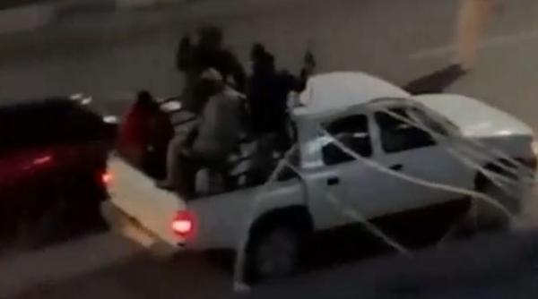 militii inarmate surprinse tragand cu mitraliere grele pe strazile din teheran numarul deceselor este in crestere