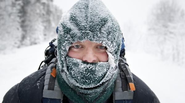 europa de est lovita de un val de ger exceptional paradoxul climei arctica se incalzeste continentul ingheata