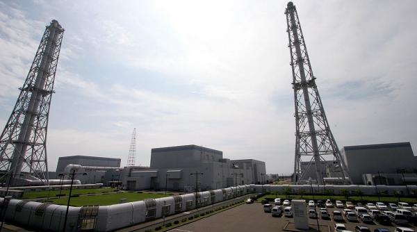 repornirea celei mai mari centrale nucleare din lume a fost suspendata dupa doar cateva ore de functionare in ce stare este reactorul