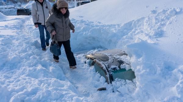 suntem complet izolati regiunea rusa kamchatka cere ajutorul moscovei dupa ninsori istorice care au paralizat viata a mii de oameni
