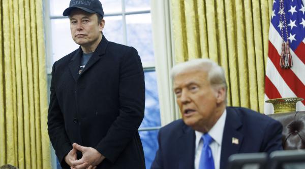 Elon Musk ironizează “Consiliul Păcii” al lui Donald Trump: "O bucățică din Groenlanda, o bucățică din Venezuela"