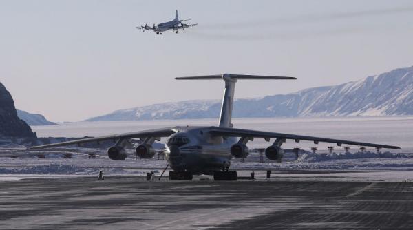 nazistii sovieticii si trump obsesia pentru groenlanda inestimabila atat intr un razboi conventional cat si intr unul nuclear