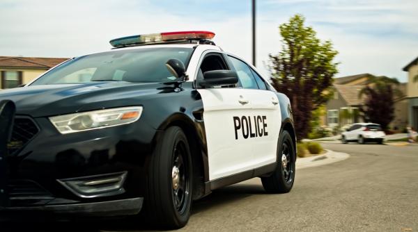 Un nou incident în care sunt implicaţi agenţi federali, la Minneapolis. Un bărbat a murit după ce a fost împuşcat de ofiţeri