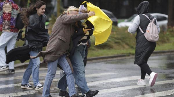 avertizare de la anm cod galben de vant ploi si viscol la munte rafalele vor depasi 100 de kilometri h