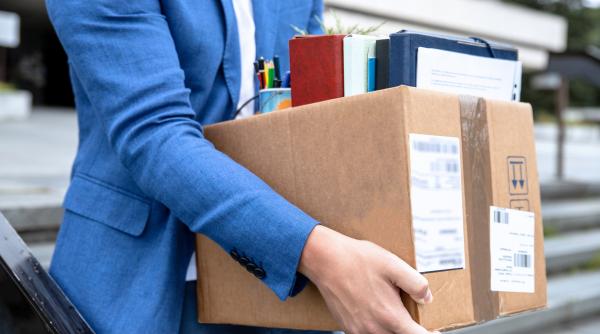 o mare companie se pregateste de un nou val de concedieri peste 14 000 de oameni vor ramane fara loc de munca