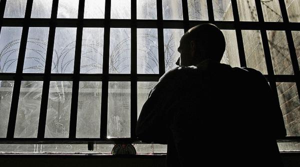Răspunderea penală a minorului în România. Ce prevede Codul Penal pentru faptele săvârșite de copii și adolescenți