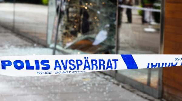 Suedia vrea să coboare vârsta răspunderii penale la 13 ani, din cauză că bandele recrutează copii. Plus restricții pe rețelele sociale