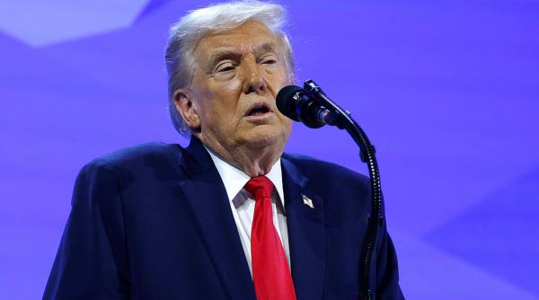 trump a uitat cuvant alzheimer in timp ce incerca sa spuna ca nu are aceasta boala de care a suferit tatal sau