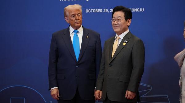 Trump anunță că pedepsește Coreea de Sud cu tarife de 25% pentru că n-a ratificat acordul comercial „suficient de repede”