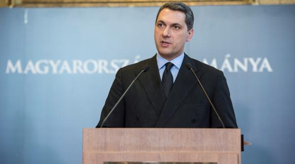 ministrul transporturilor din ungaria a provocat revolta dupa ce a spus ca romii ar trebui sa inceapa sa curete toalete