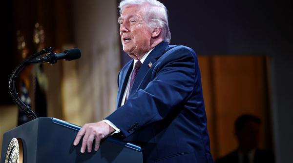 presedintele donald trump anunta ca foarte curand vor fi reluate conexiunile aeriene cu venezuela