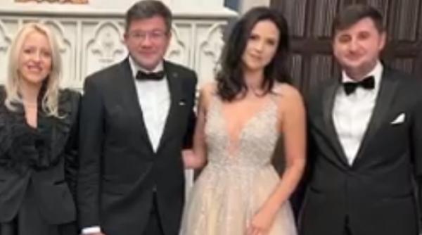 Recordul sinecurilor e deținut de iubita șefului CJ Iași, Costel Alexe. S-a plimbat în 5 ani prin 4 companii de stat și 5 instituții