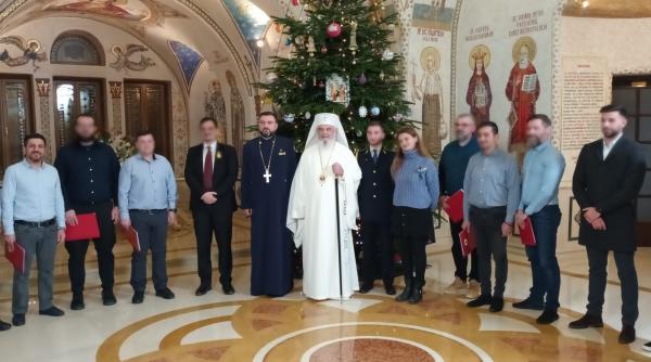 Strategia ”regelui veiozelor” pentru a fugi din pușcărie: A renunțat la islam, a cântat în corul bisericii și s-a pozat cu Patriarhul
