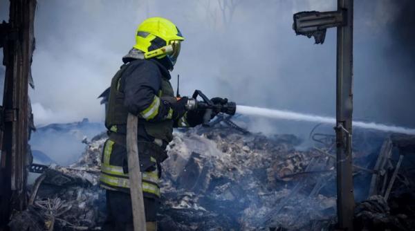 rusia a atacat cu rachete si drone diferite regiuni ale ucrainei autoritatile anunta victime si pagube la infrastructura