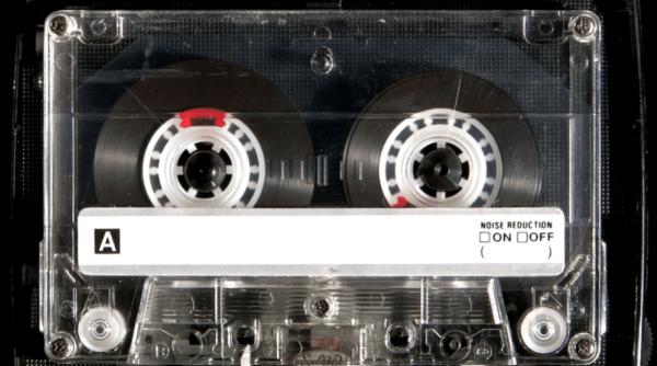 de la rodion g a la enaque nujord lungul drum de la pionerii muzicii electronice la arhitectii emotiilor dance ului din romania