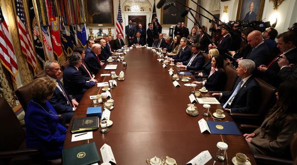 sua intra din nou in shutdown guvernamental dupa ce congresul nu a reusit sa adopte legea bugetului