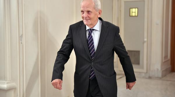 theodor stolojan nu ia in serios amenintarile psd interesul fundamental al psd e sa l sustina pe bolojan sa duca la capat reformele