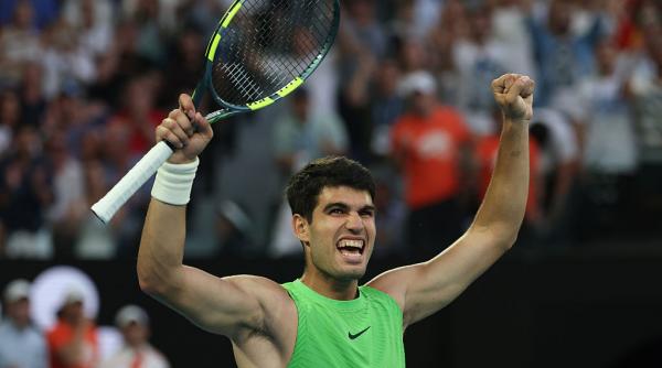 Carlos Alcaraz a câştigat Australian Open 2026. Spaniolul l-a învins pe Djokovic în trei ore