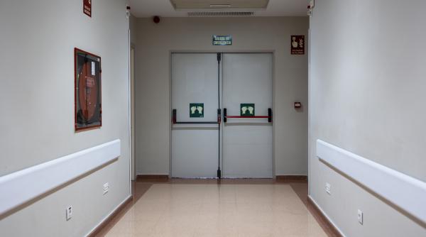 Evacuare de urgență la un spital din Franța. Un bărbat s-a dus cu un proiectil din Primul Război Mondial blocat în zona rectală