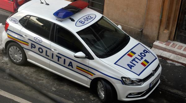 Trei minori, cu vârste între 14 şi 17 ani, sunt sub control judiciar după ce au bătut şi tâlhărit un alt copil, în Piatra-Neamț