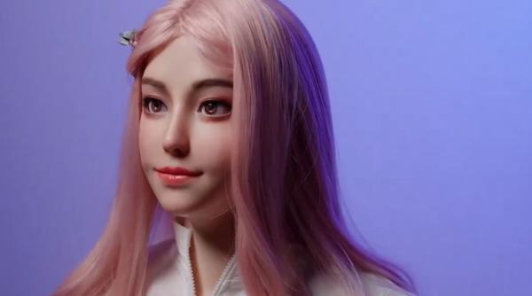 moya primul robot biomimetic din lume care merge aproape identic cu un om atinge 92 realism