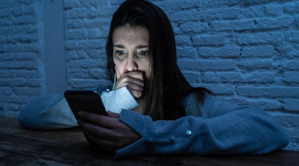 Scandal de proporții în Bulgaria după apariția pe site-uri pentru adulți a unor înregistrări cu cliente ale saloanelor de înfrumuseţare