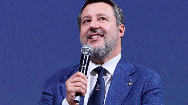 Cum încearcă Matteo Salvini să-și salveze cariera politică cu Jocurile Olimpice de Iarnă; „Pentru el e ideal”