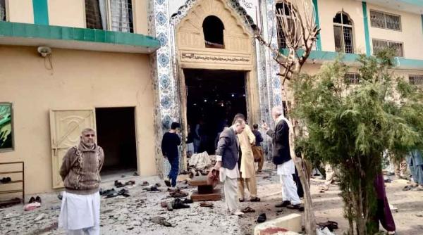 O explozie a spulberat o moschee în Pakistan. Autoritățile anunță zeci de morți și peste 100 de răniți