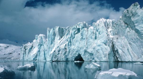 ghetarul apocalipsei se topeste mai repede decat credeam cum poate un zid de 150 de metri sa impiedice inundarea pamantului