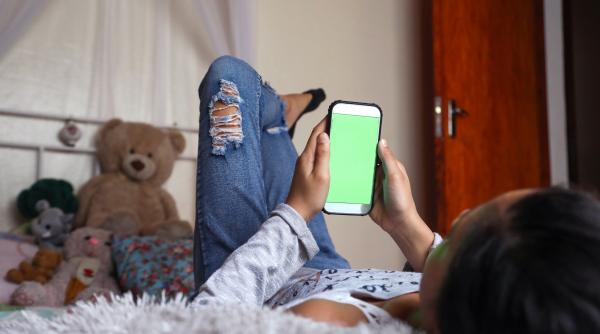 India ia în calcul interzicerea rețelelor sociale pentru copiii sub 16 ani